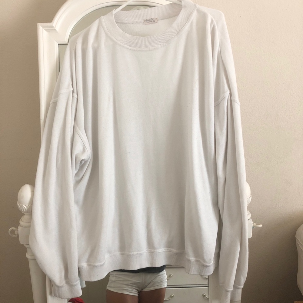 ❗️MAJOR ISO BRANDY 90s FIT WHITE CREWNECK SWEATER